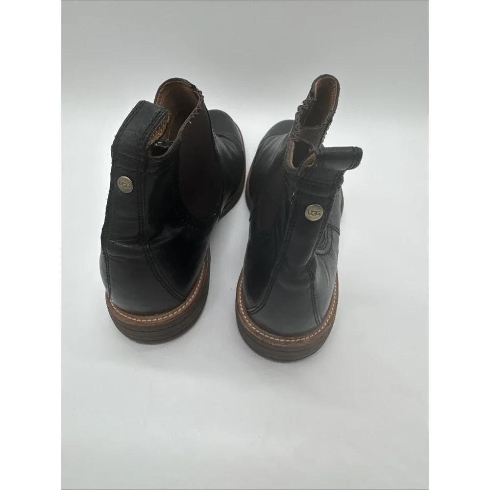 UGG Mens Black Leather Chelsea Lug Boots Size 13